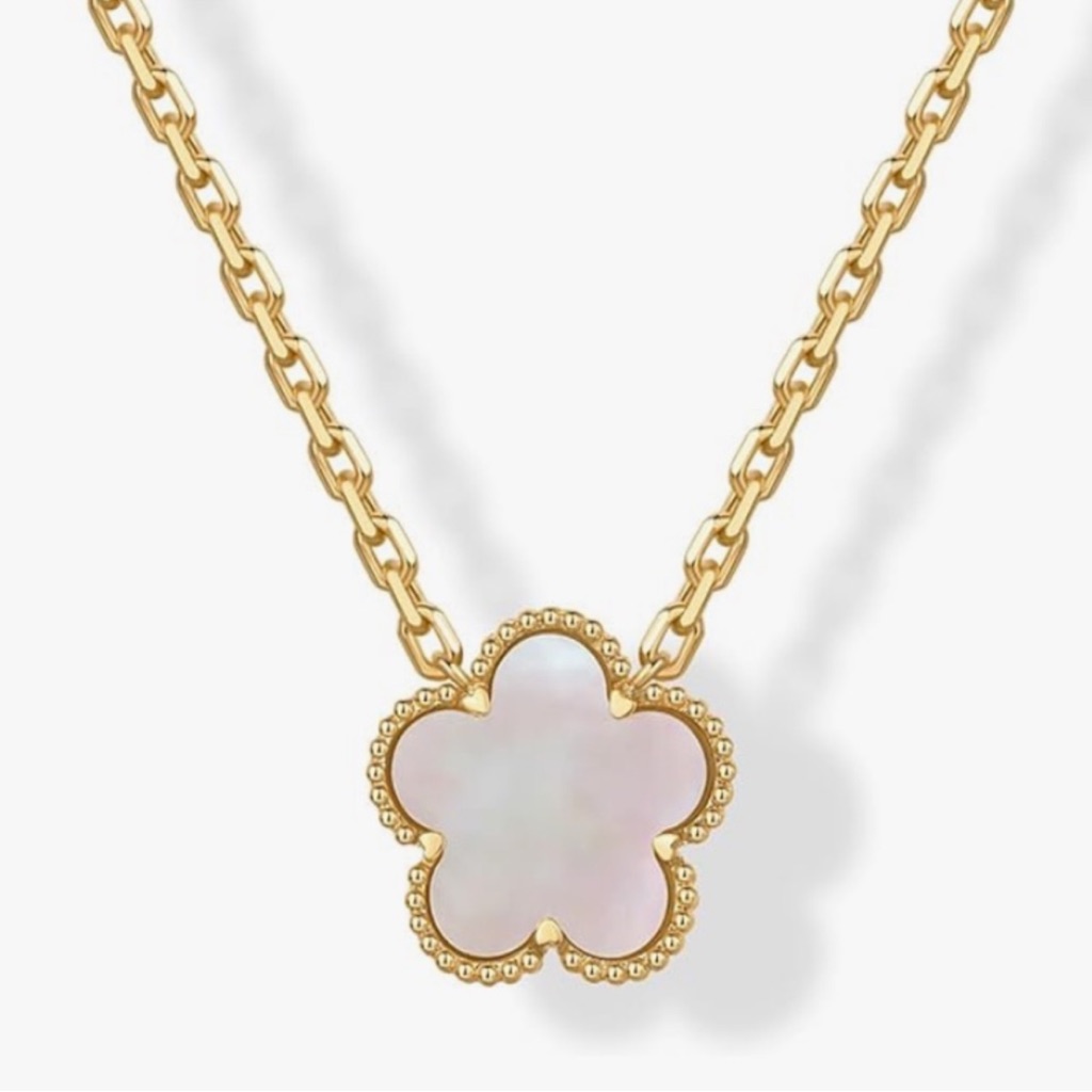 New 14k Gold Plated Mother Of Pearl Clover Necklace